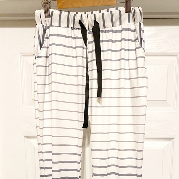 NWOT Striped Semi-sheer Wide Leg Pants Sz Small - Picture 3 of 5
